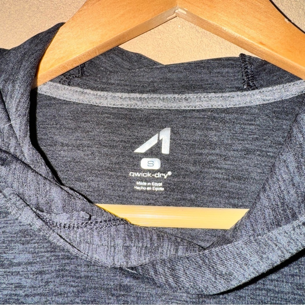 Gray Quick-Dry Hoodie - Picture 2 of 4